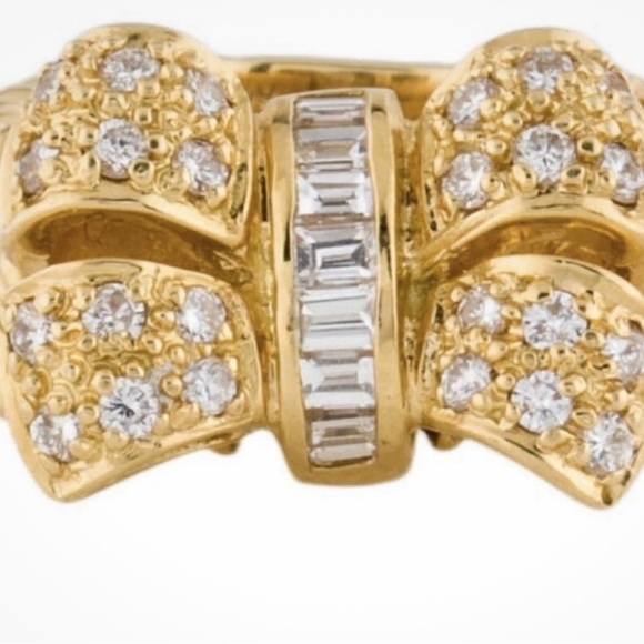 Jewelry - 18k Yellow Gold Diamond Cable Bow Ring - Women Jewelry